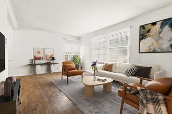 Hardwood flooring*